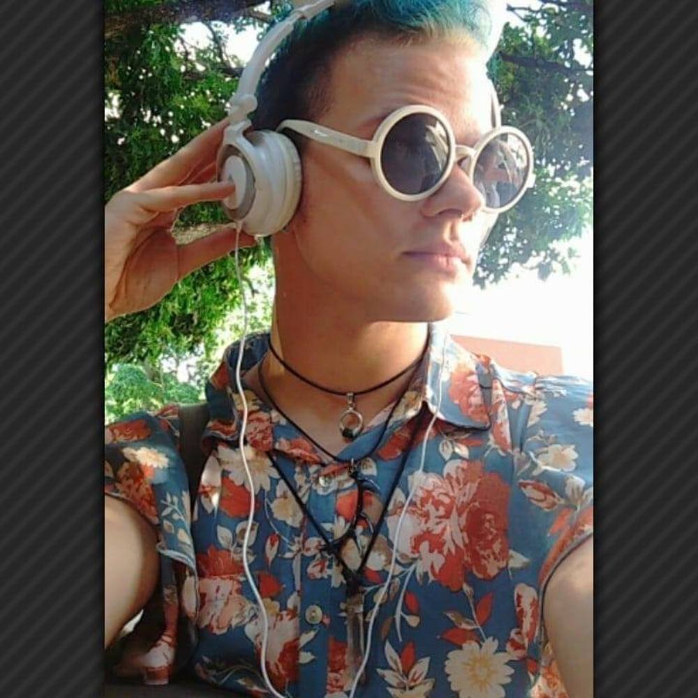 Meet your Posher, Lukas